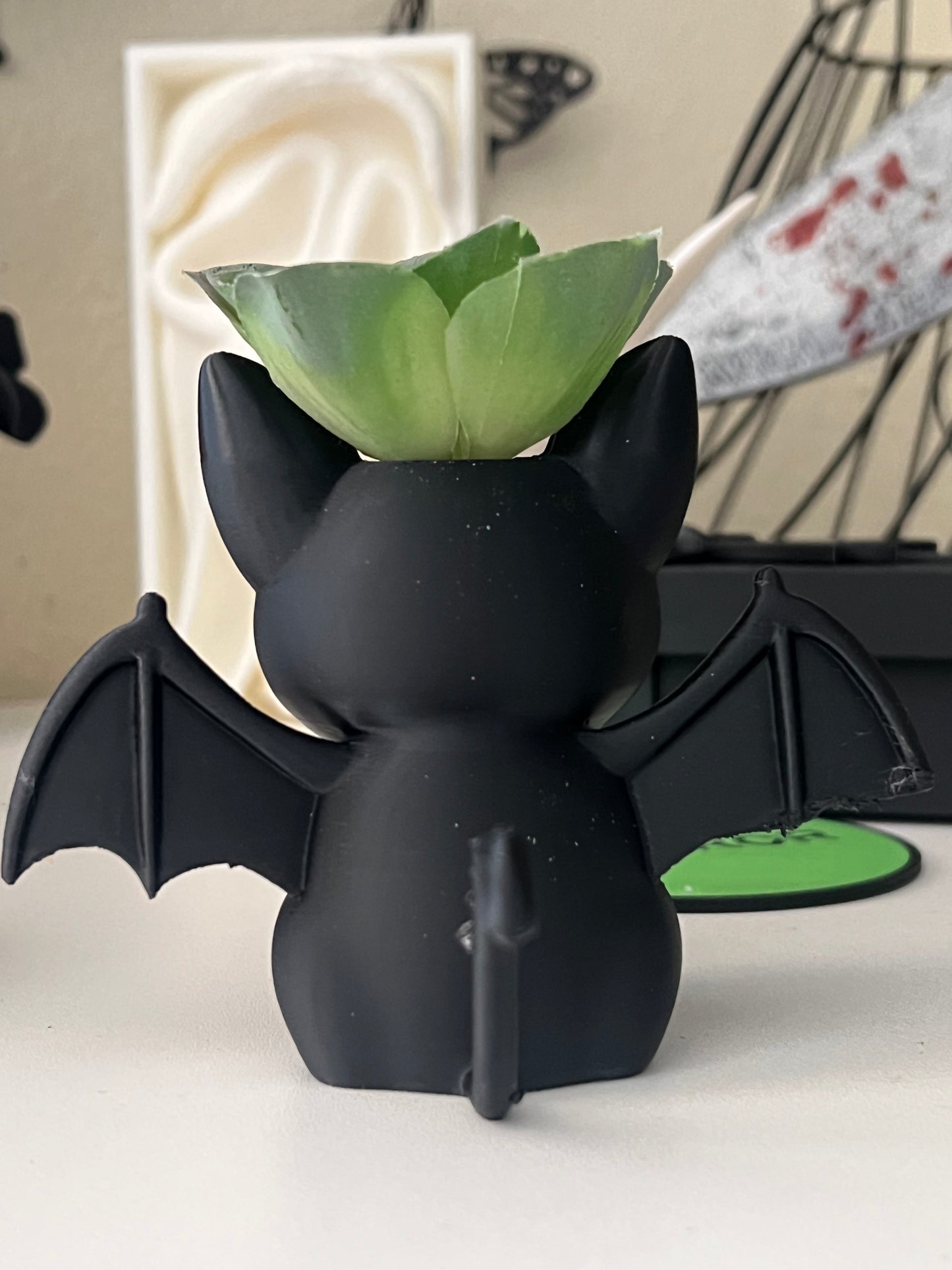 Bat Cat plant holder