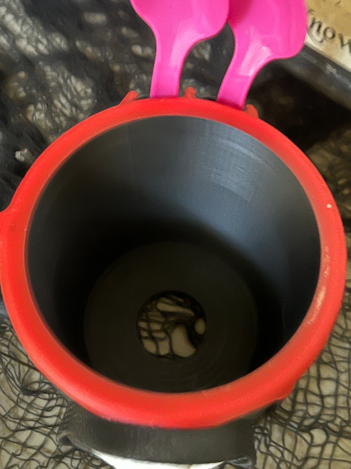 Ice cream holder