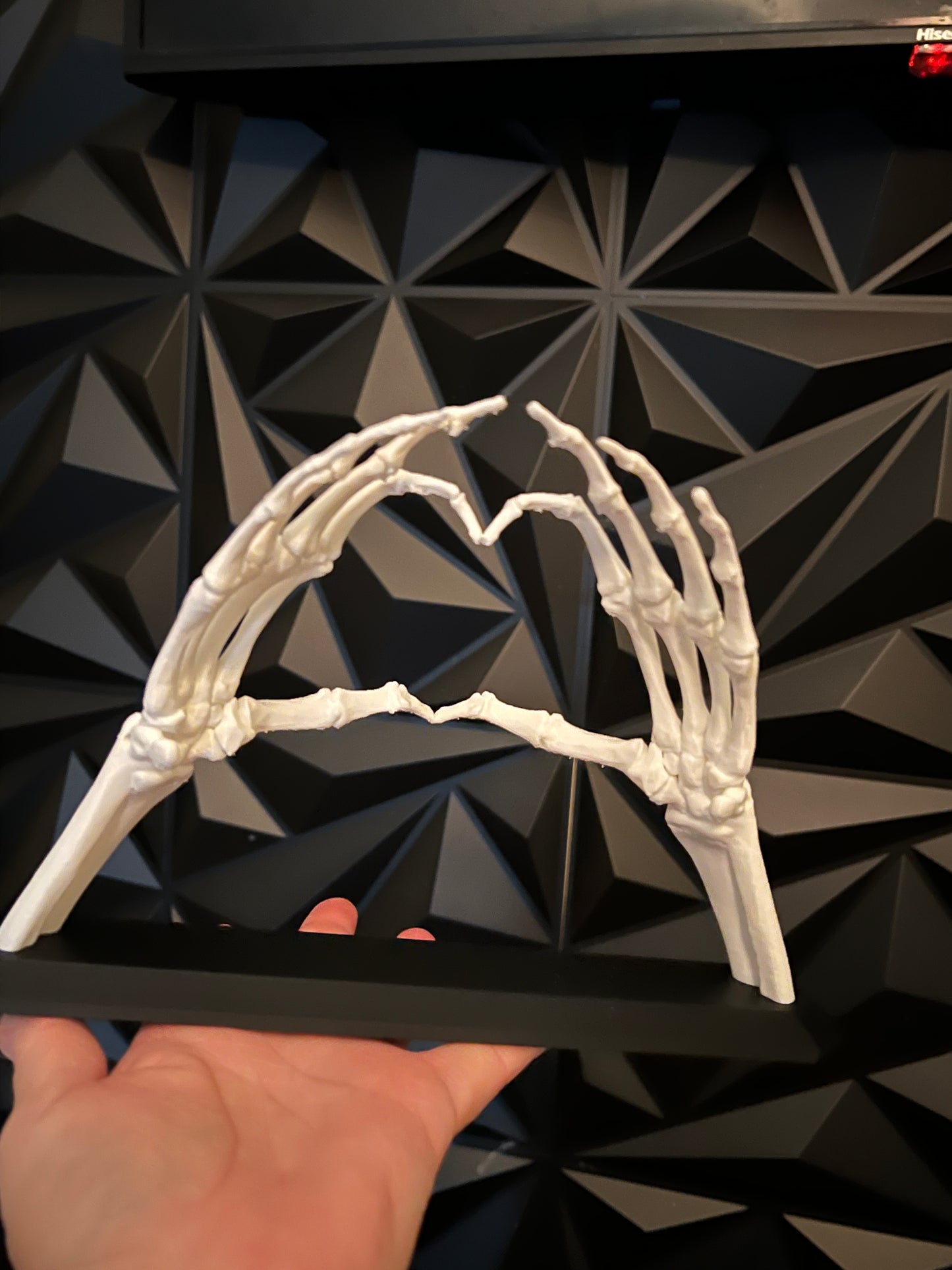 Skeleton Heart Hands