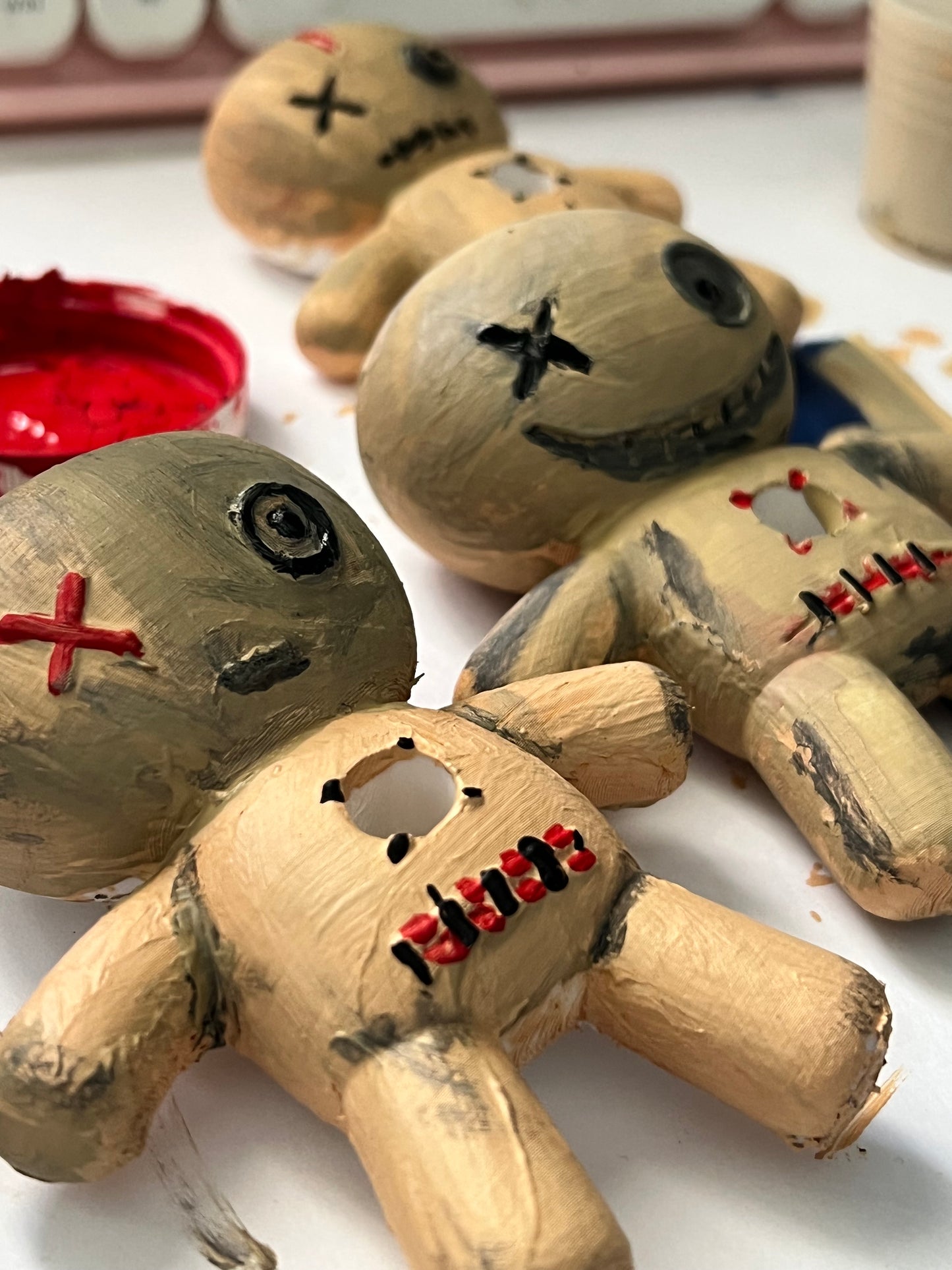 voodoo pen holder