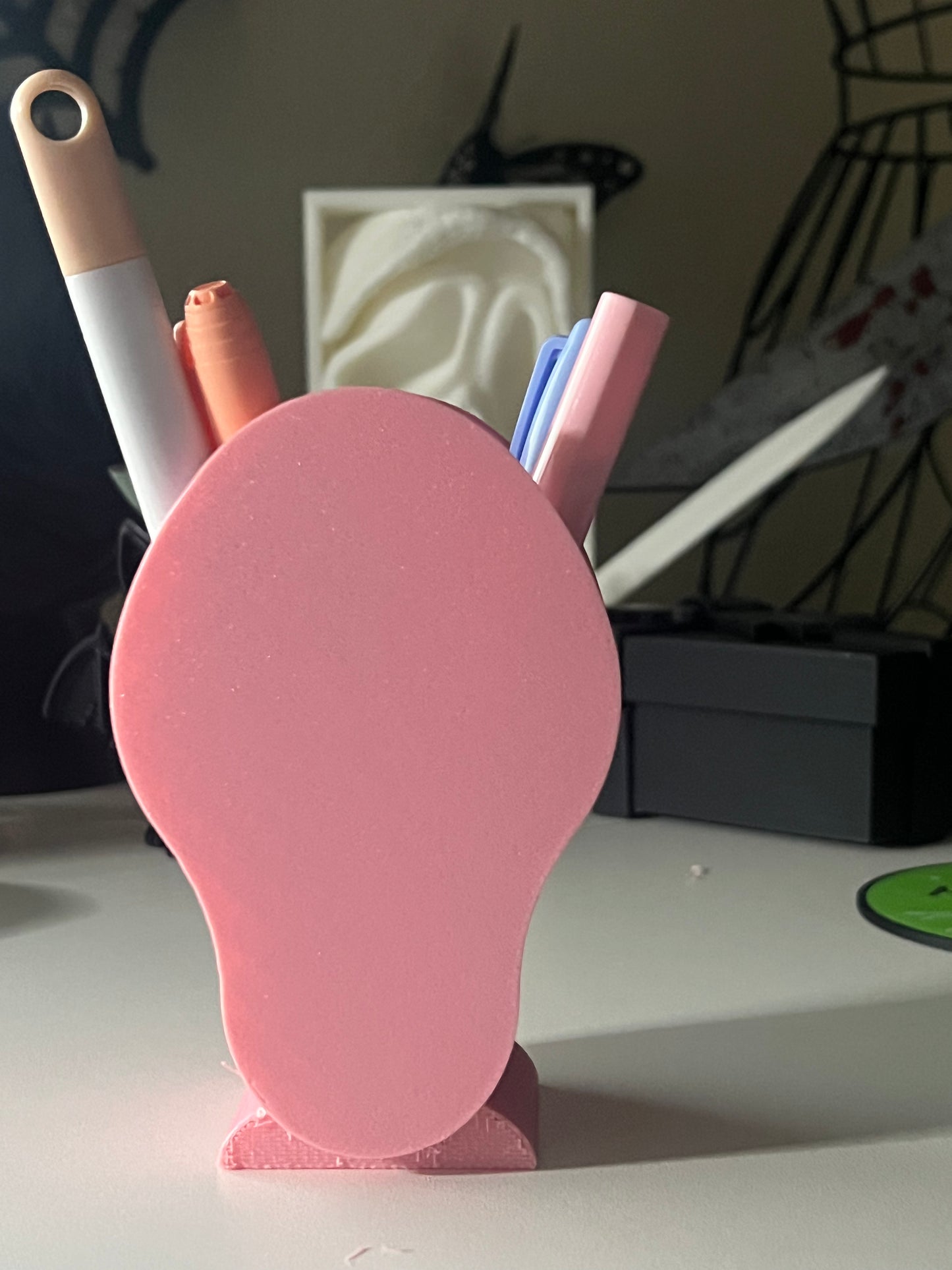 Pink GF pen holder