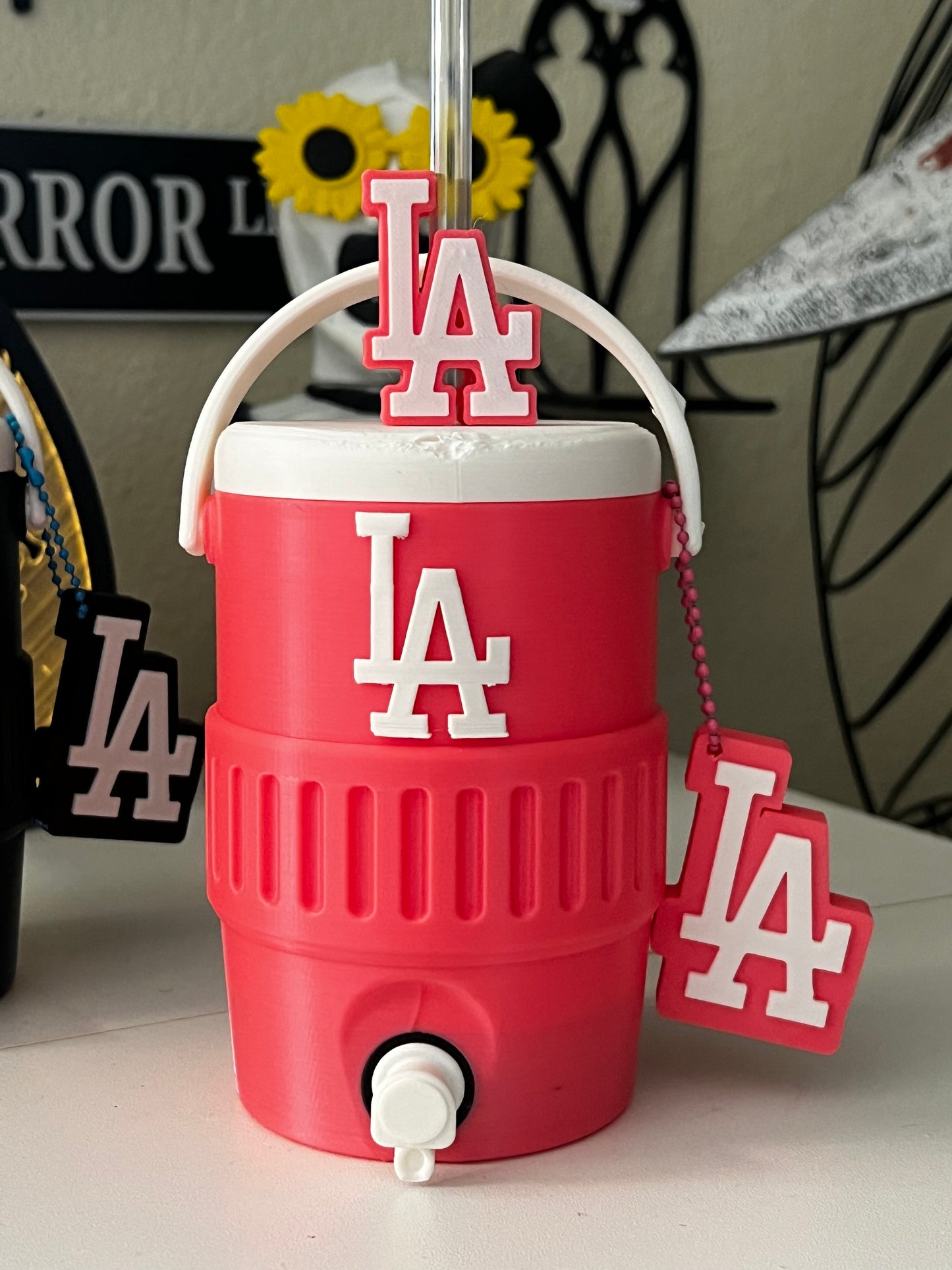 LA Straw topper