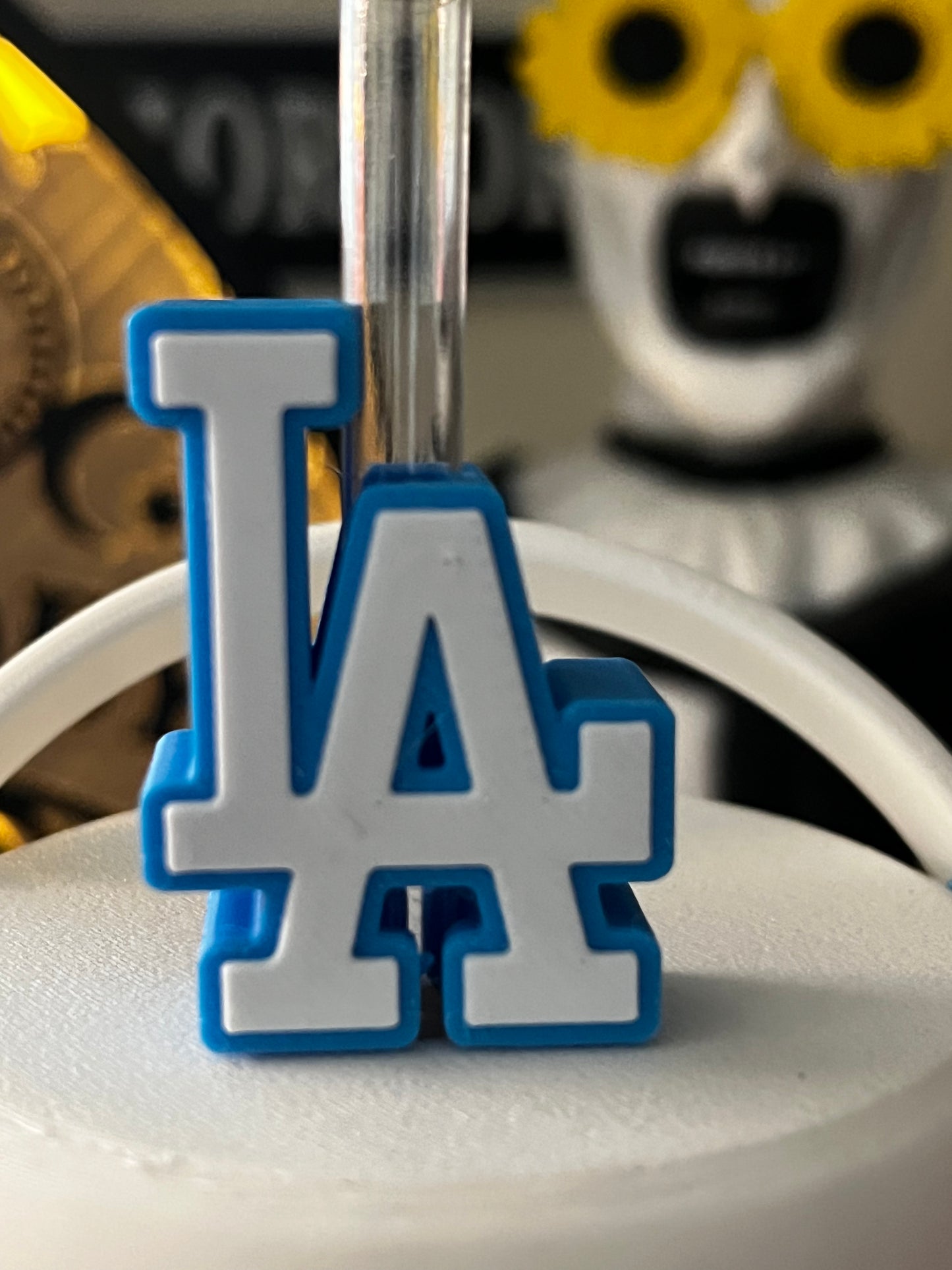LA Straw topper