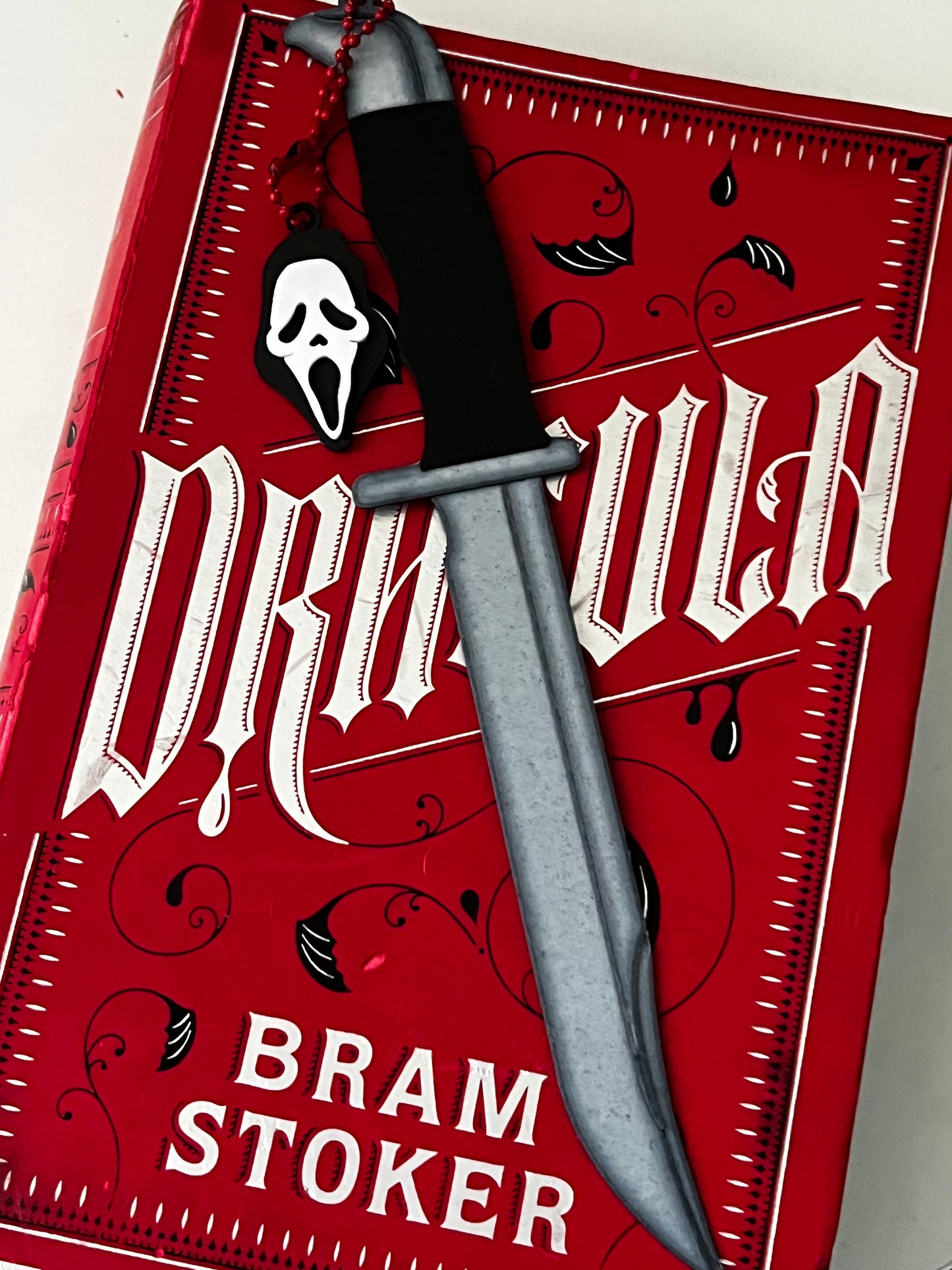 Knife bookmark